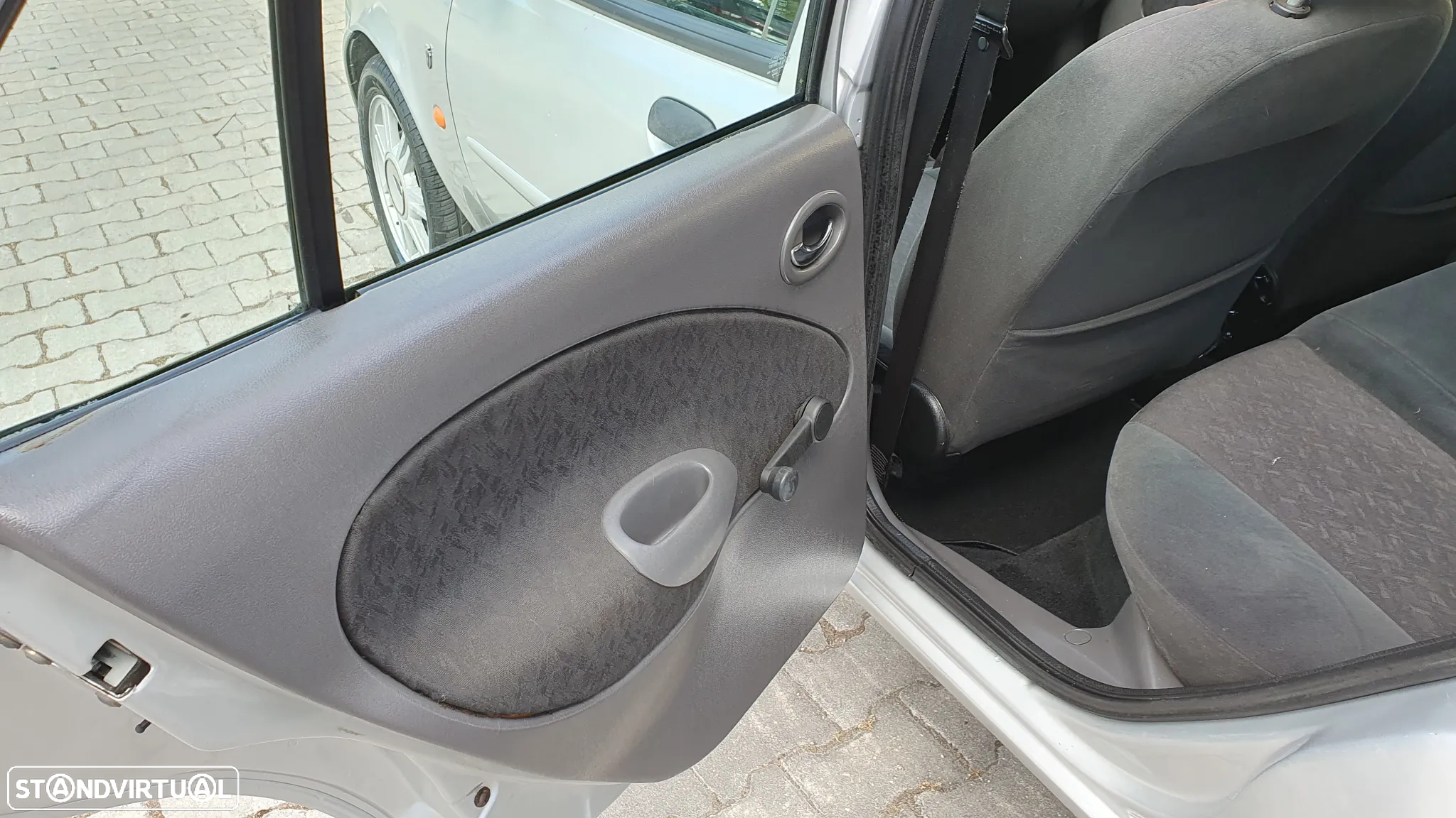 Ford Fiesta 1.25 Ghia - 20