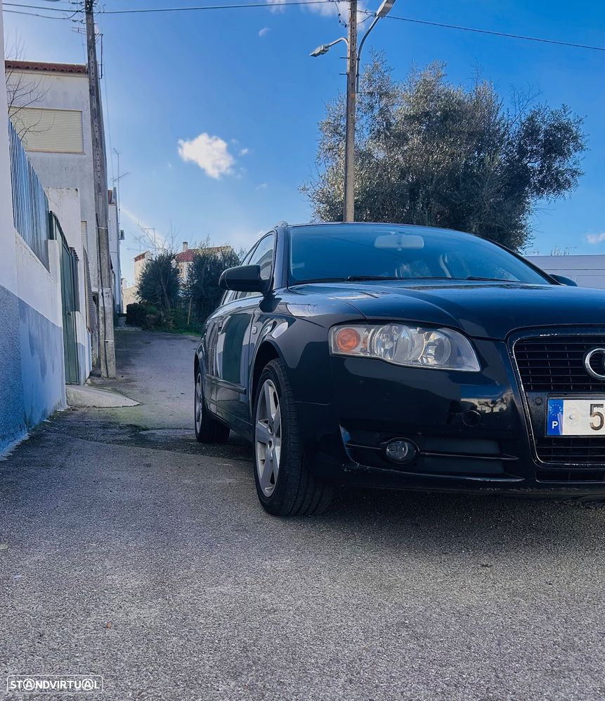 Audi A4 Avant 2.0 TDI DPF - 1