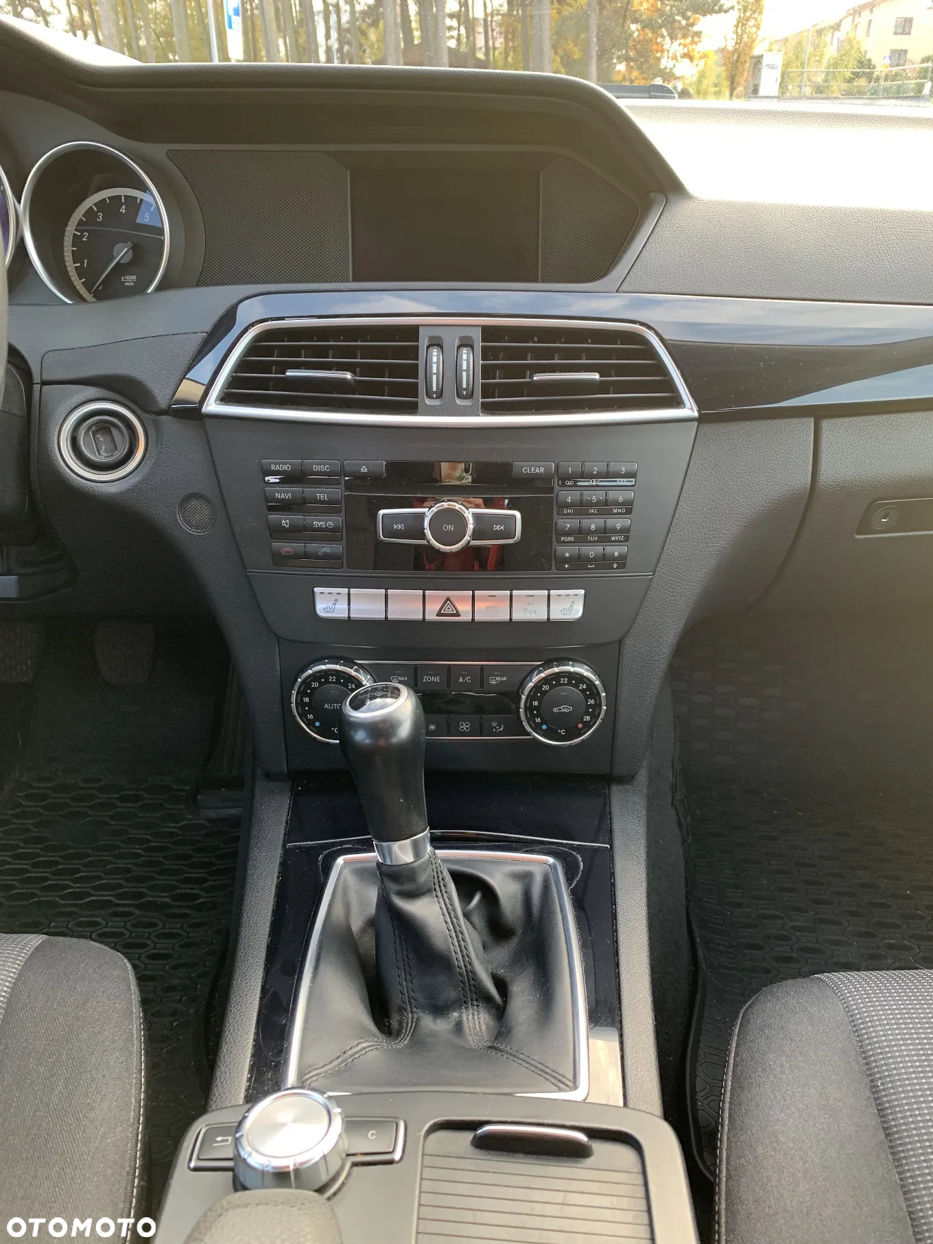 Mercedes-Benz Klasa C 180 T (BlueEFFICIENCY) Elegance - 8