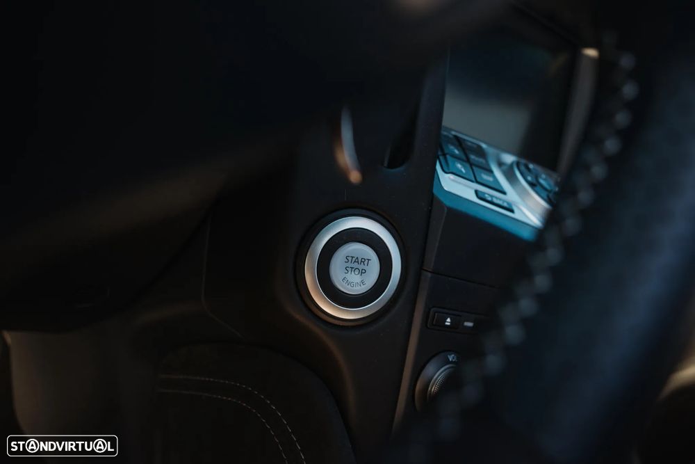 Nissan 370 Z Pack NAV+JA19+AS AT - 10