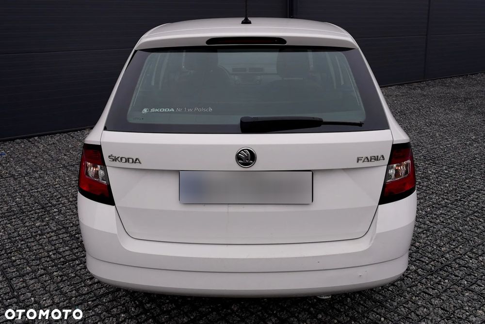 Skoda Fabia - 6