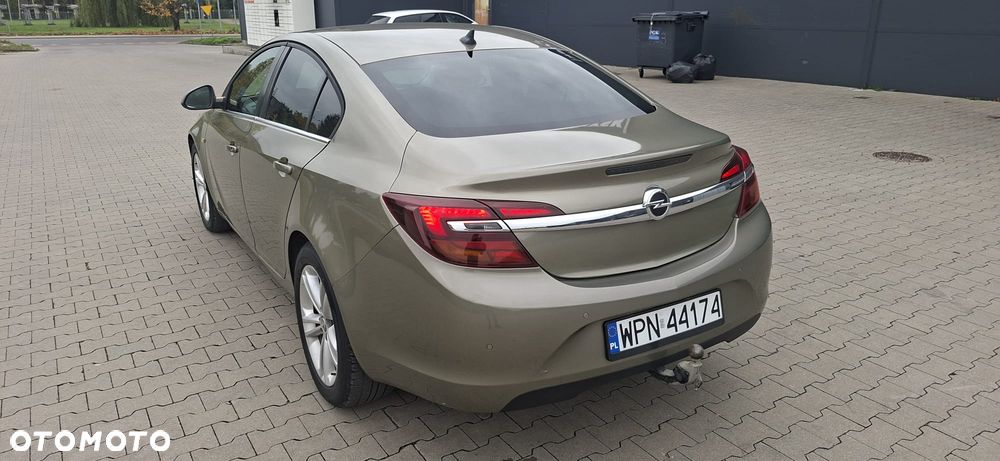 Opel Insignia 1.4 T Cosmo S&S - 6