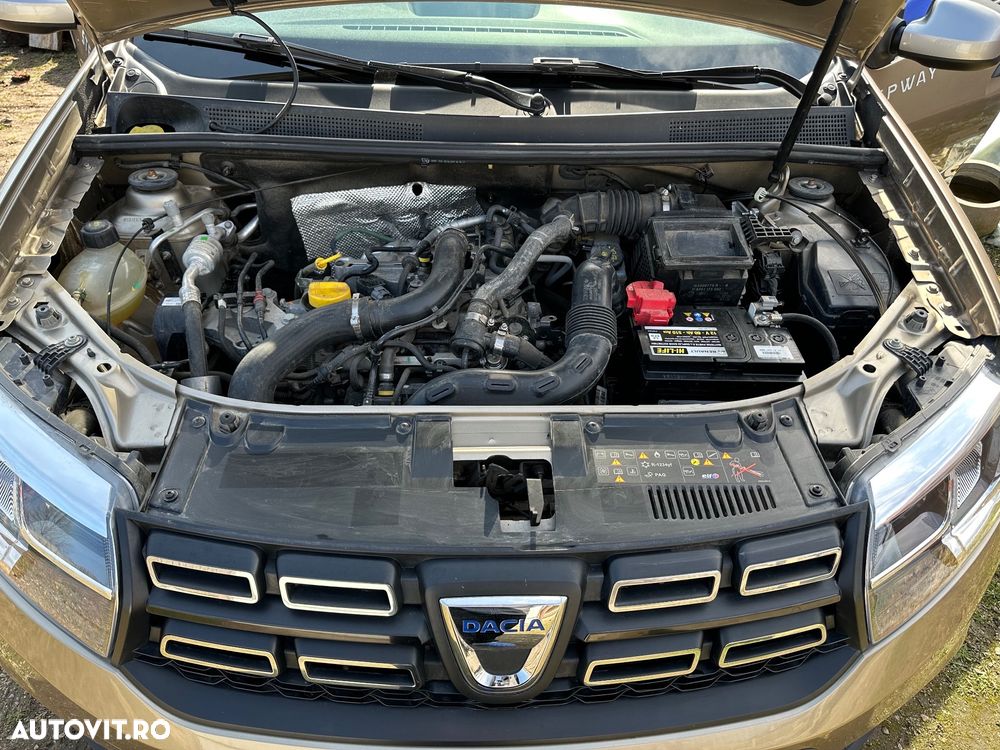 Dacia Logan Stepway 0.9 TCe - 9