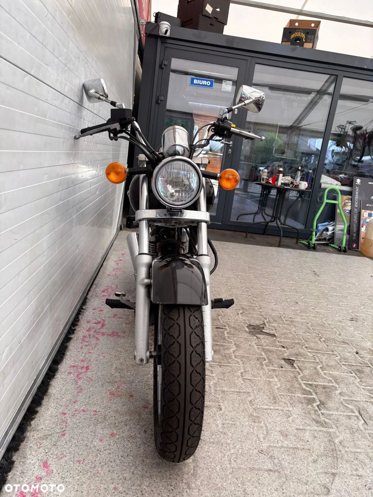 Suzuki Marauder - 29