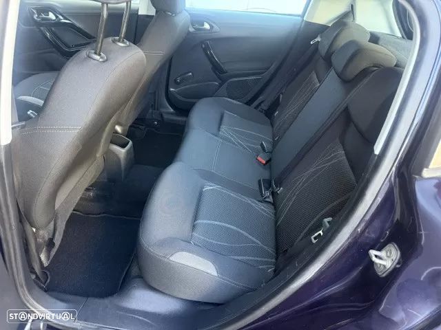 Peugeot 208 1.2 PureTech Access - 24