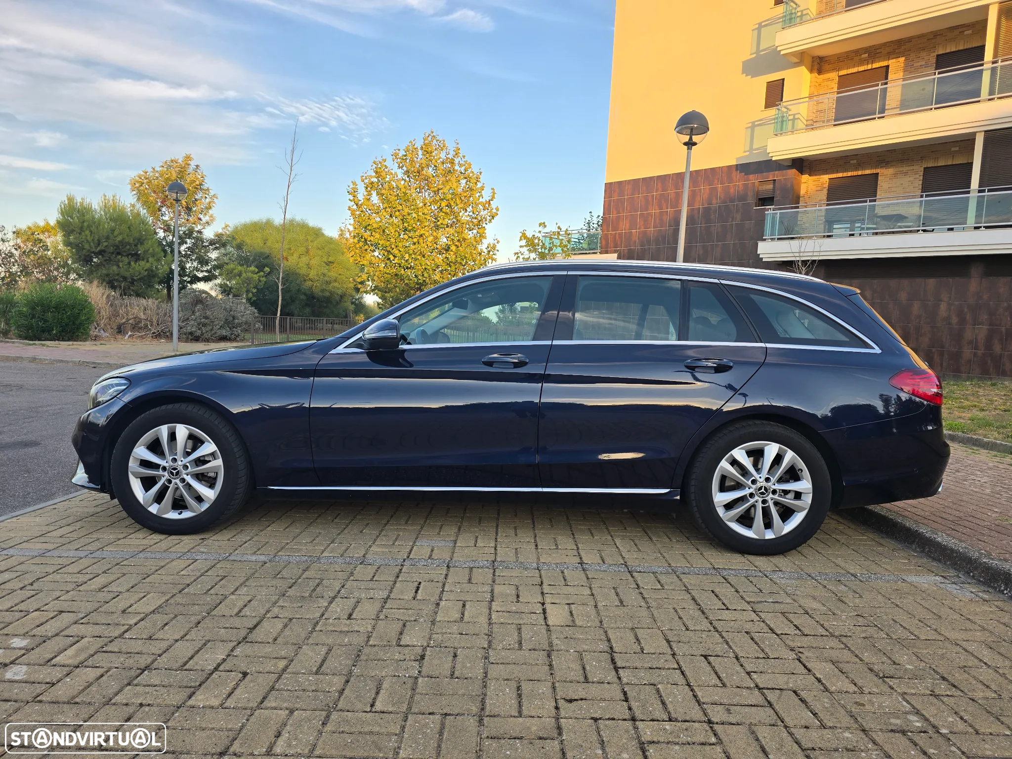 Mercedes-Benz C 200 - 13