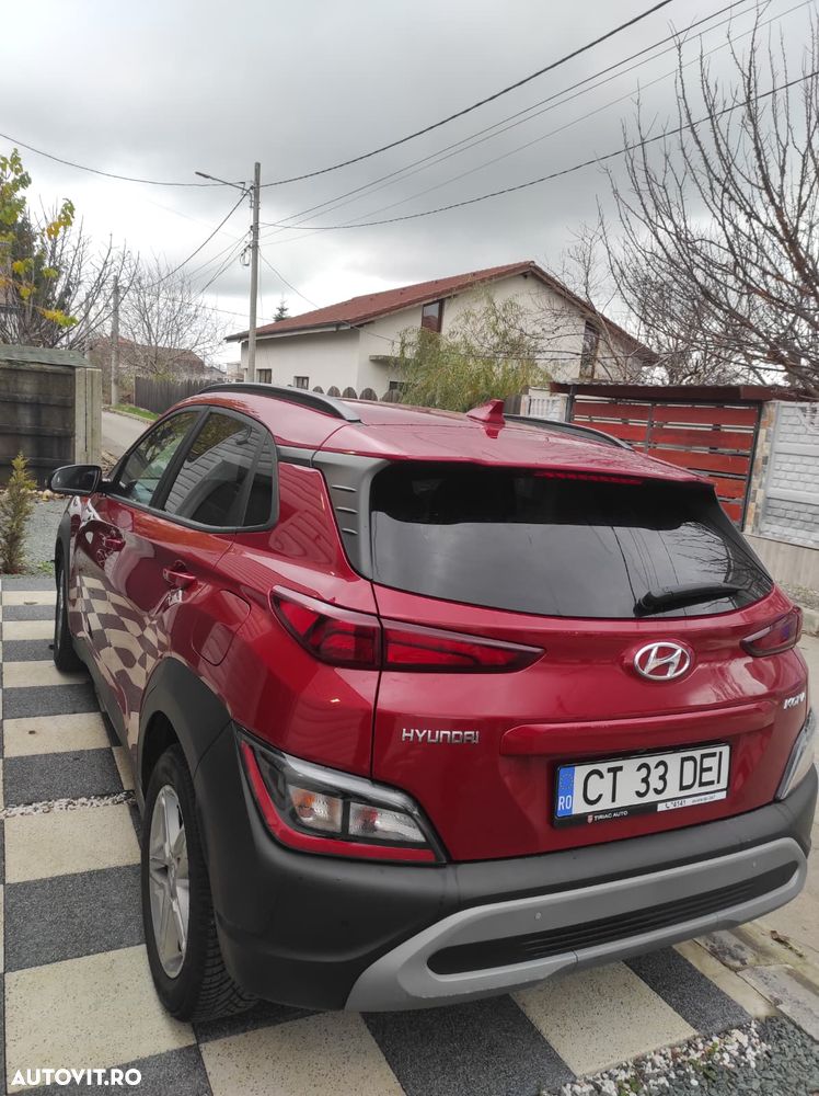 Hyundai KONA - 7