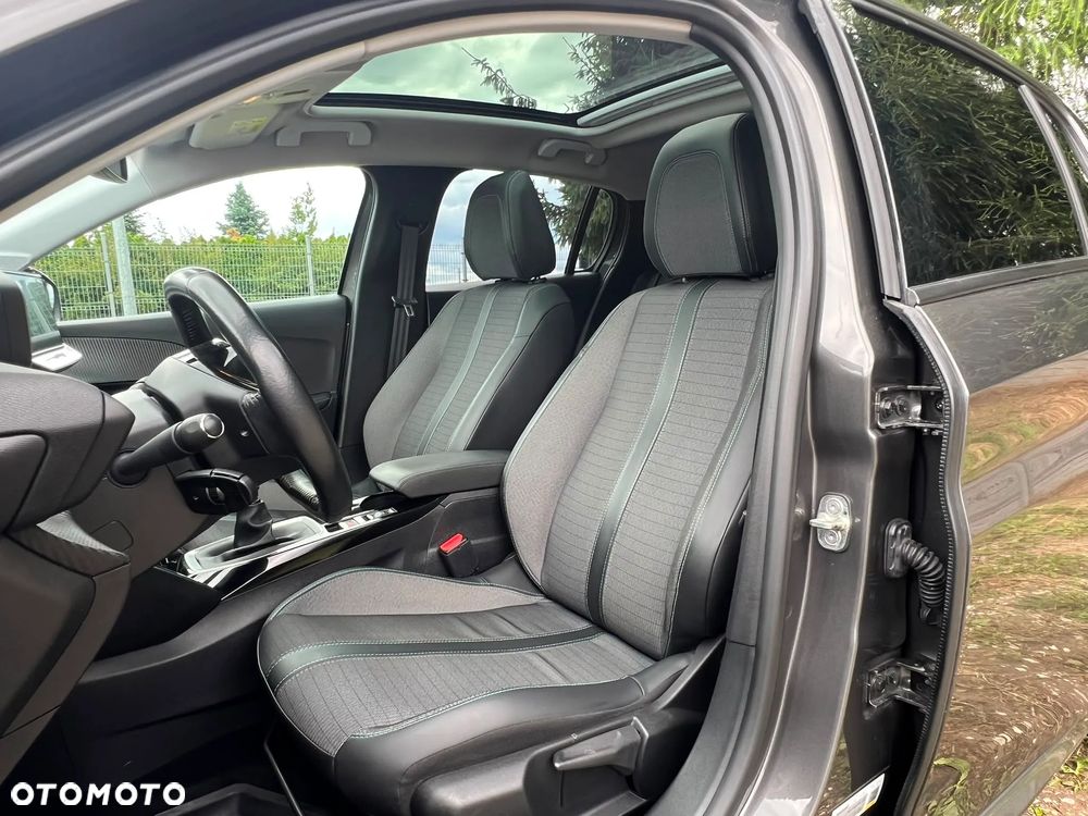 Peugeot 208 PureTech 110 Stop & Start Allure - 31