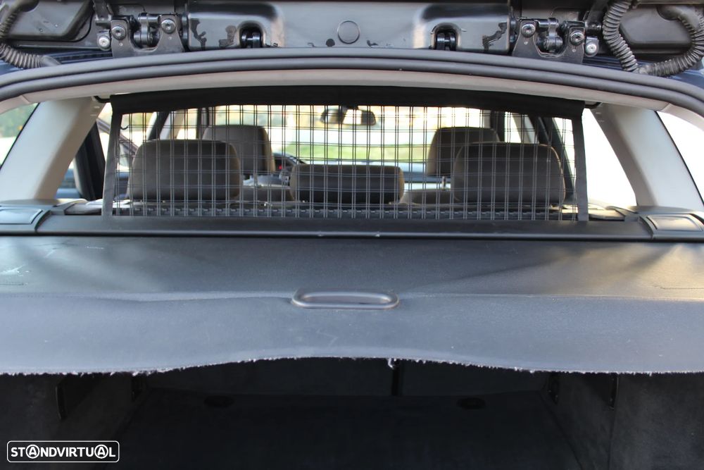 BMW 318 d Dynamic - 16