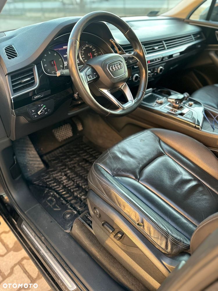 Audi Q7 - 11