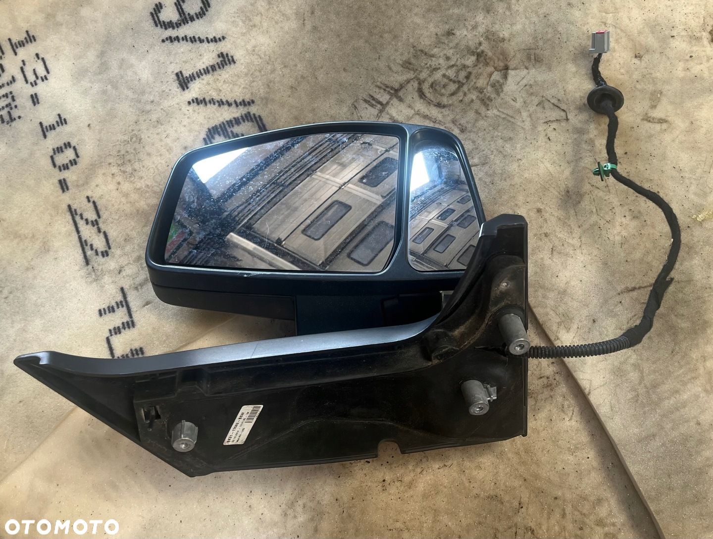 Ford OE BK21-17682 6 pin - 1