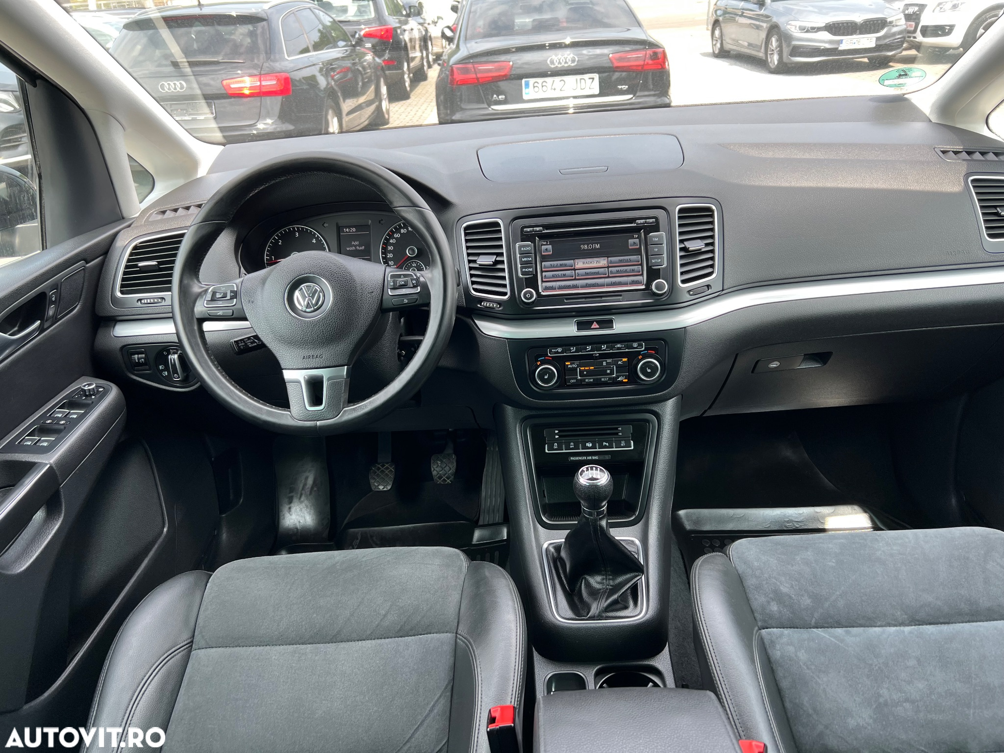 Volkswagen Sharan 2.0 TDI BlueMotion Technology Highline - 6