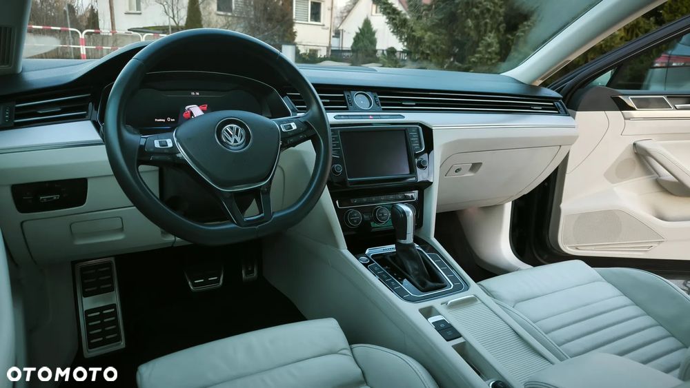 Volkswagen Passat Alltrack 2.0 TDI SCR 4Motion DSG (BMT) - 10