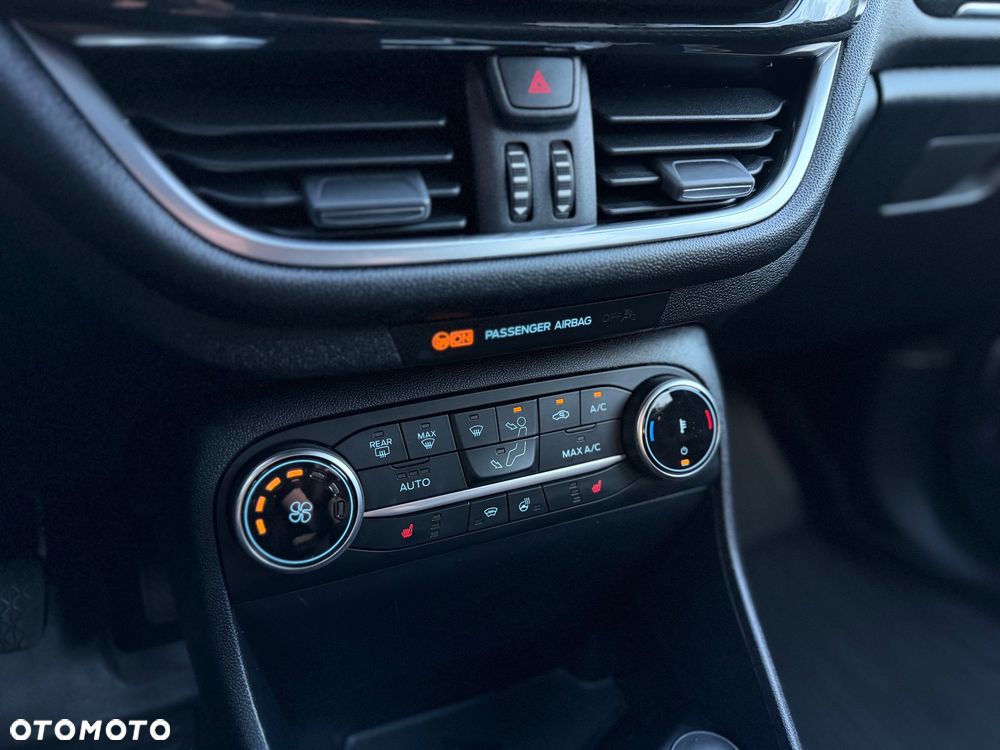 Ford Fiesta 1.0 EcoBoost S&S ST-LINE X - 22
