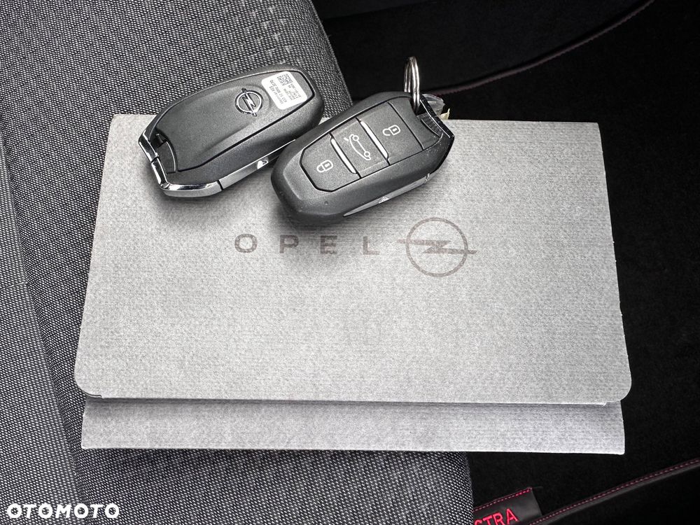 Opel Astra 1.2 Turbo Elegance - 33