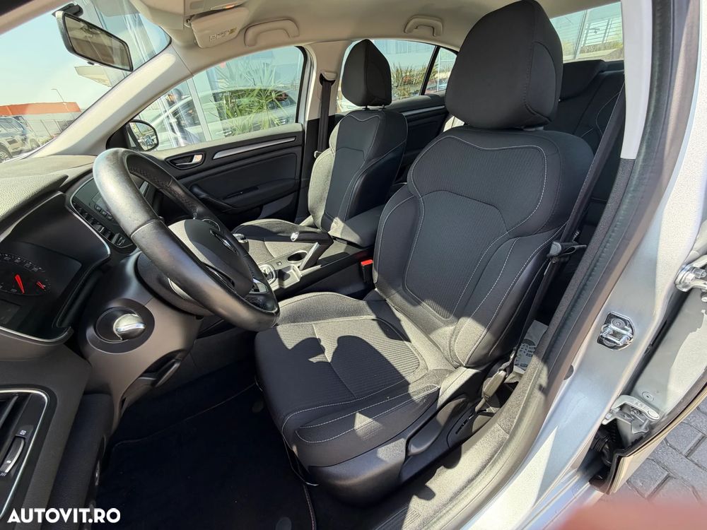 Renault Megane TCe GPF Zen - 15