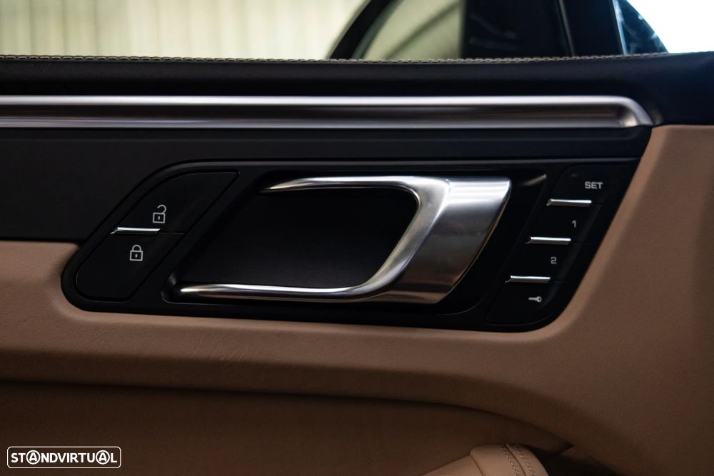 Porsche Macan Standard - 24