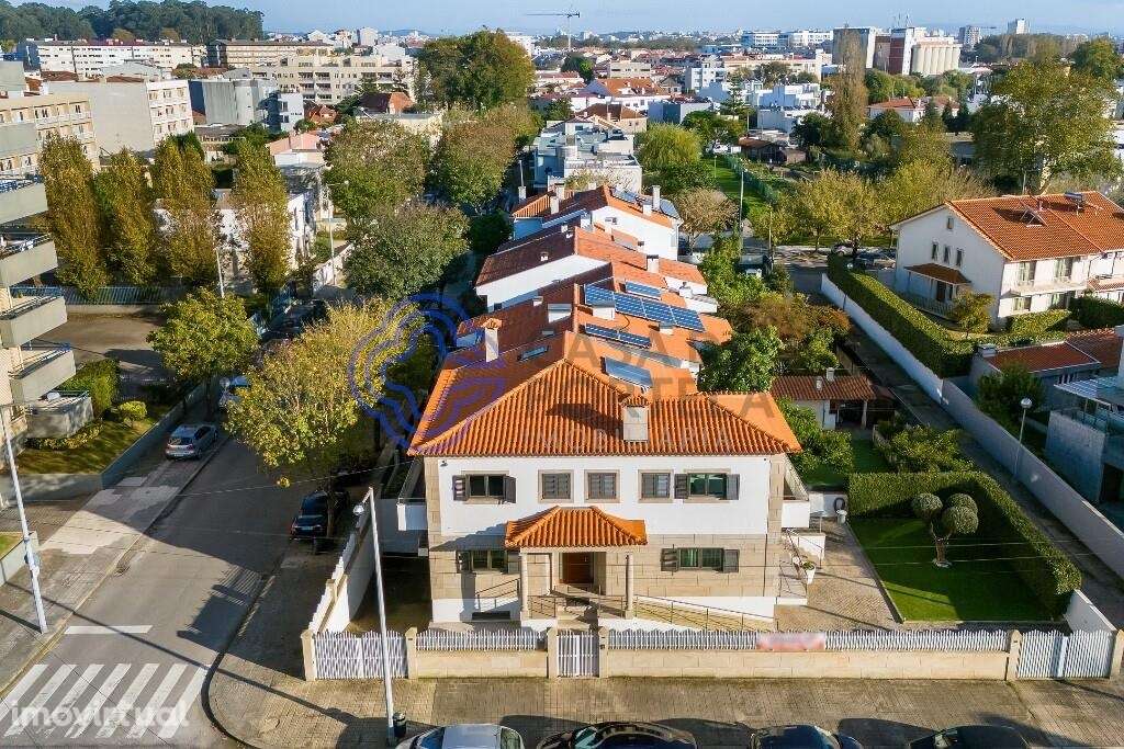 Moradia Familiar T4+1 – Senhora da Hora, Matosinhos - Grande imagem: 2/37