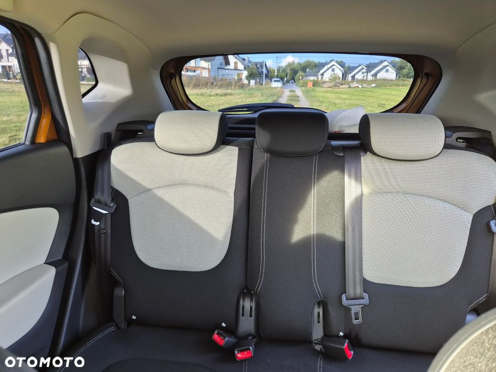 Renault Captur 1.2 Energy TCe Zen - 19