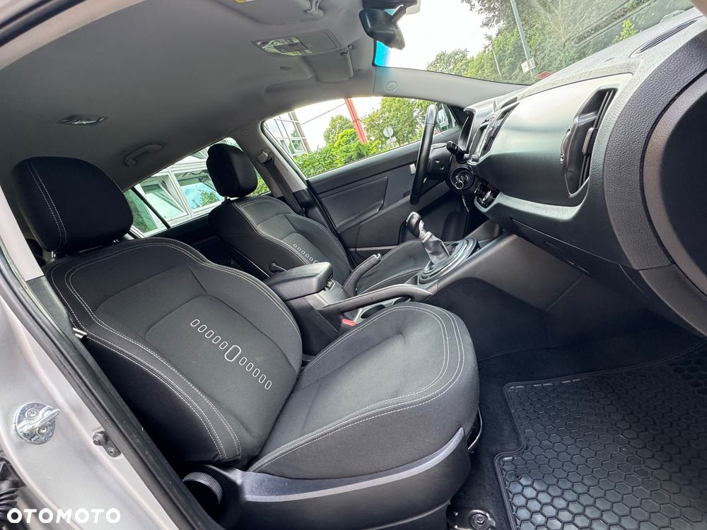 Kia Sportage 2.0 CRDI 4WD Vision - 25