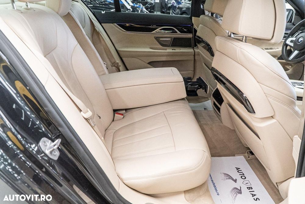 BMW Seria 7 730d xDrive - 8