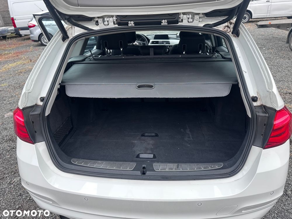 BMW Seria 3 316d Touring Edition Luxury Line Purity - 18