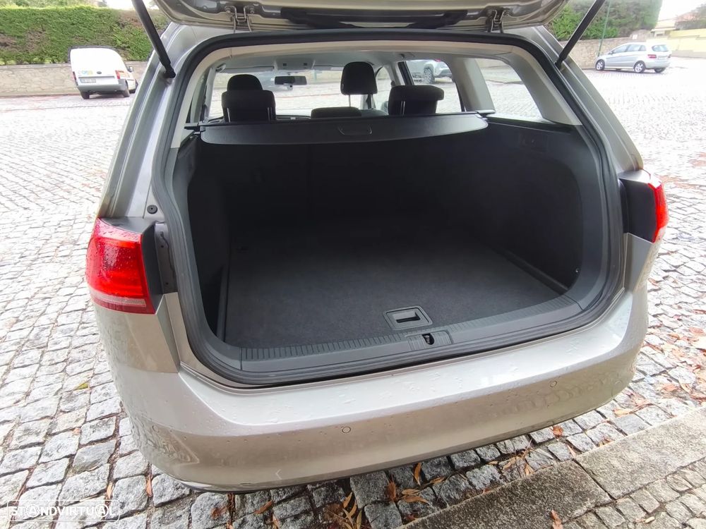 VW Golf Variant - 5