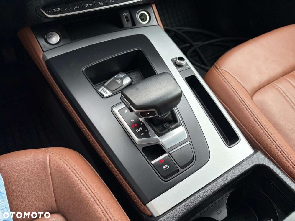 Audi Q5 50 TFSIe quattro S tronic - 25