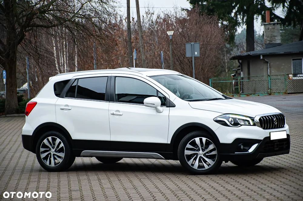 Suzuki SX4 S-Cross 1.6 DDiS TCSS 4x4 Comfort+ - 4