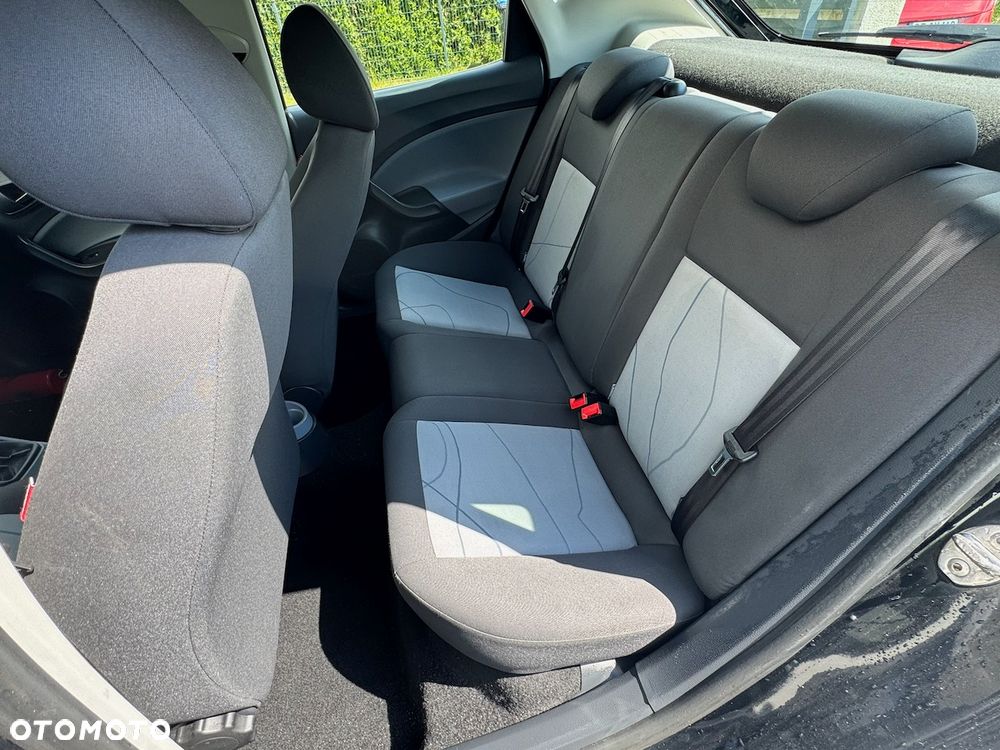 Seat Ibiza 1.4 16V Reference - 10