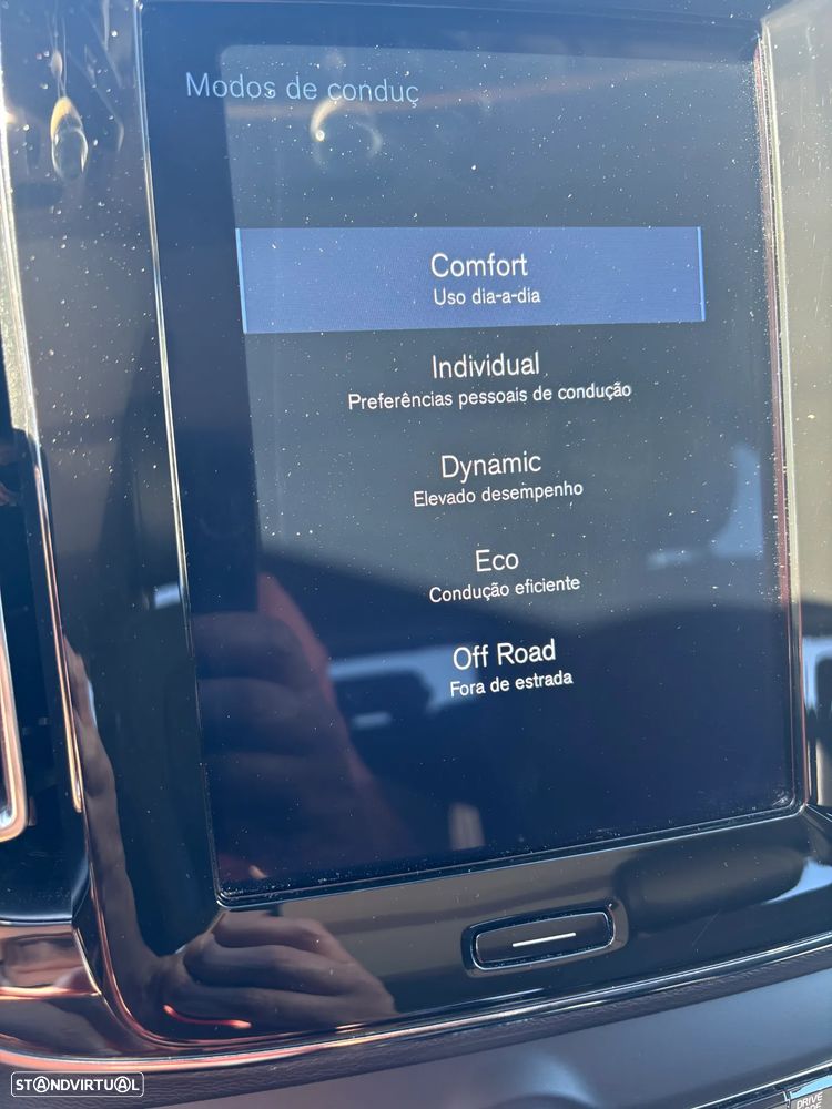 Volvo XC 40 T3 Momentum - 12
