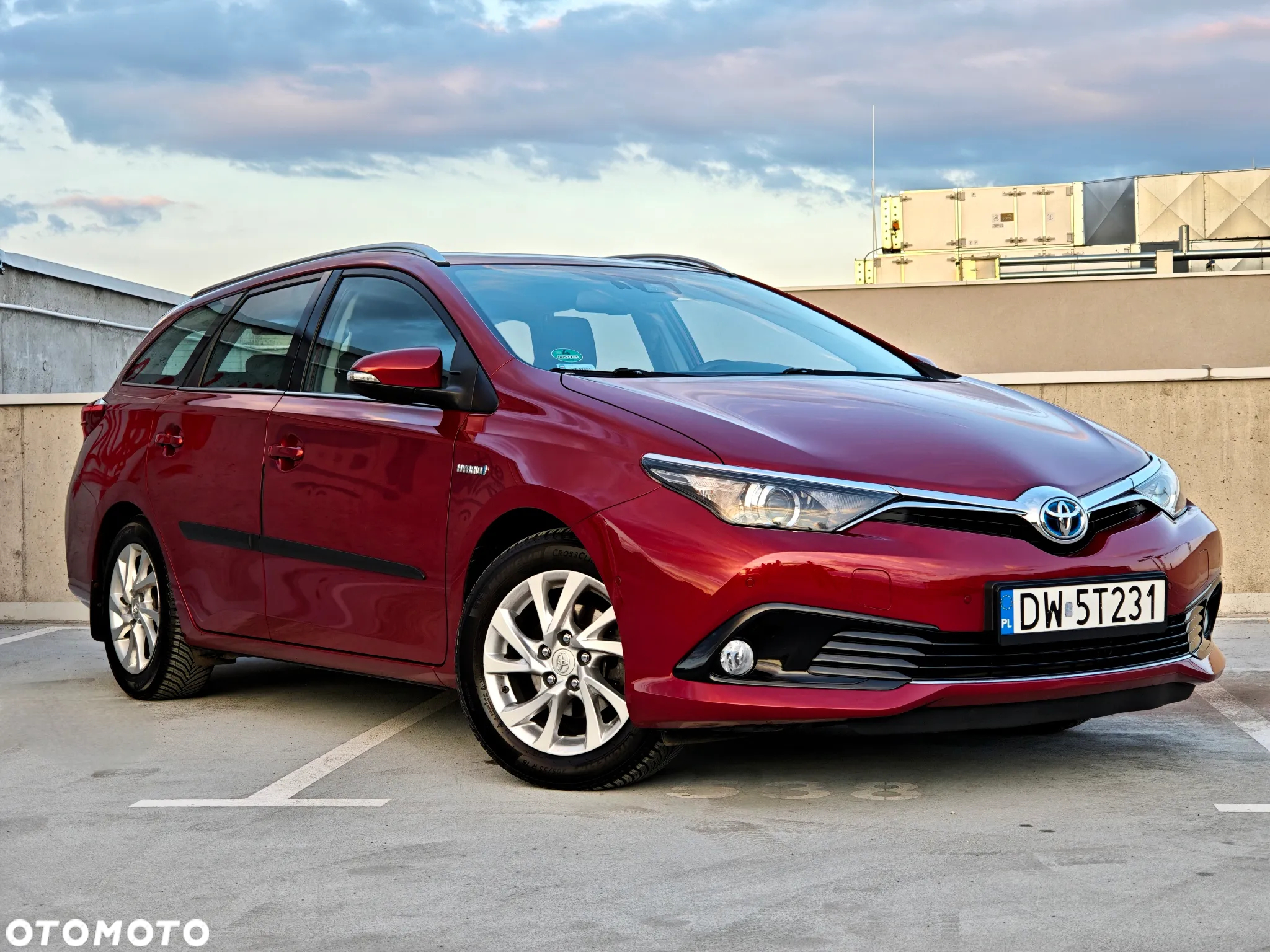 Toyota Auris Hybrid 135 Comfort - 13
