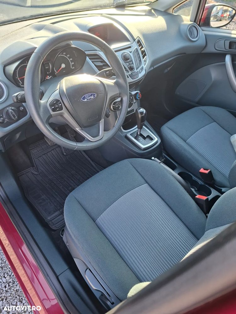 Ford Fiesta 1.4 Autom. Champions Edition - 5