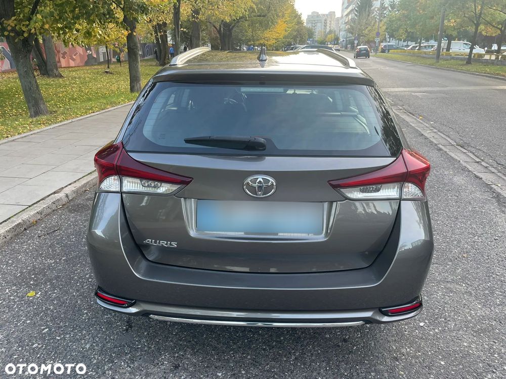 Toyota Auris - 7