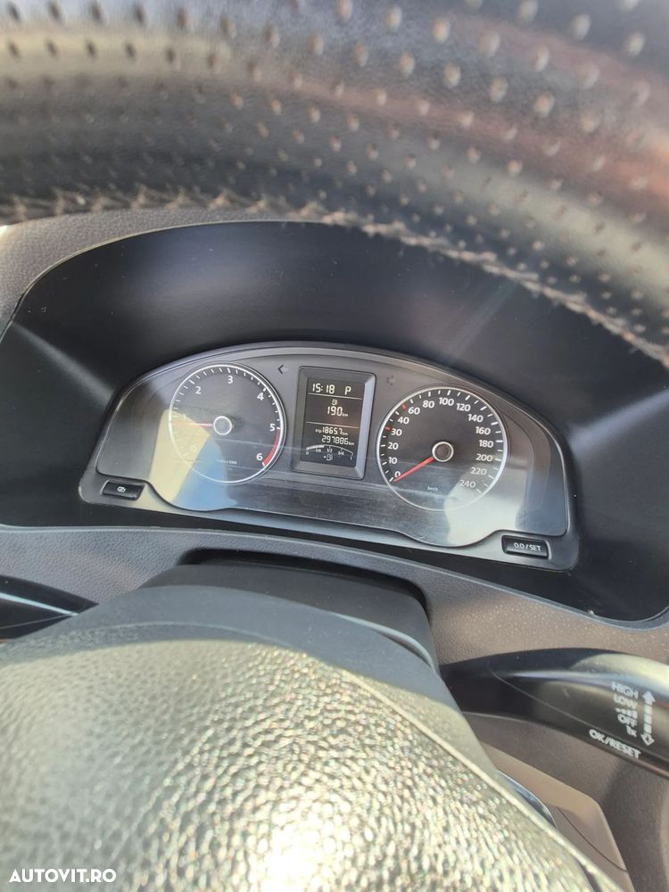 Volkswagen Transporter - 12