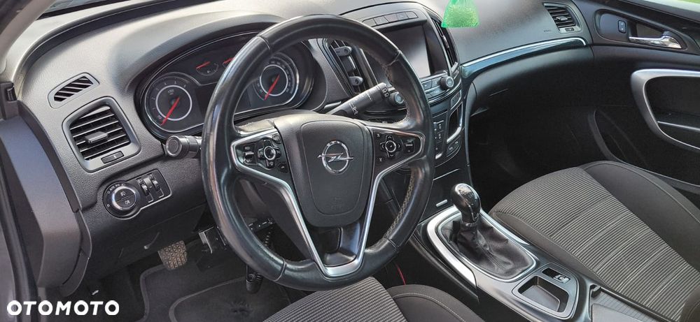 Opel Insignia 2.0 CDTI S&S - 10
