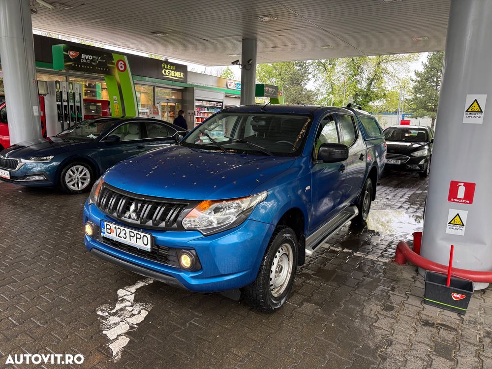 Mitsubishi L200 Pick Up 4x4 S&S Double Cab Basis - 4