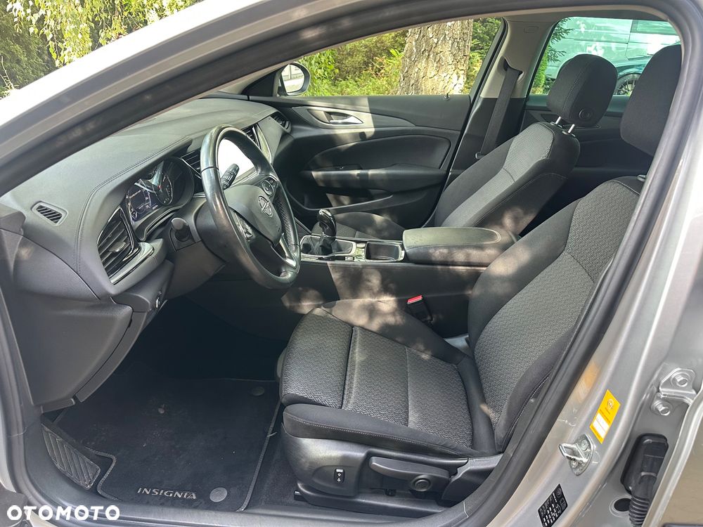 Opel Insignia - 21