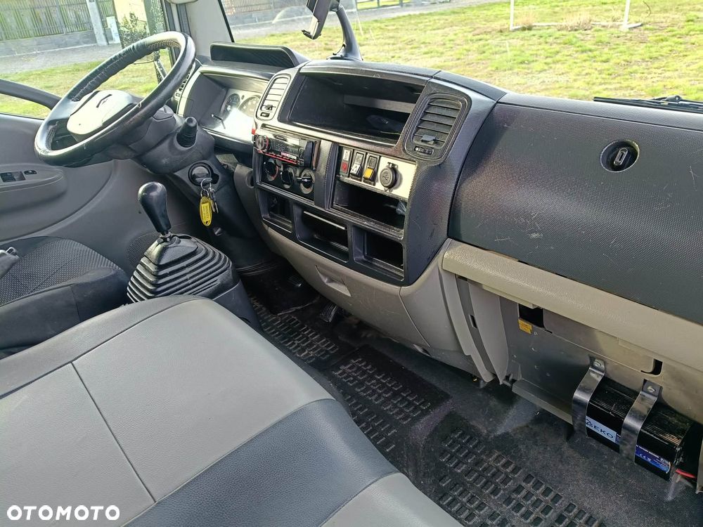 Renault Maxity - 6