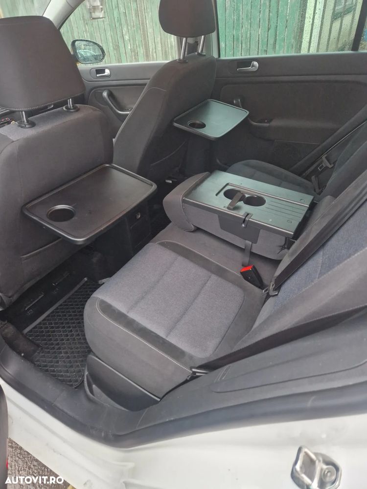 Volkswagen Golf 1.6 TDI DPF BlueMotion Technology DSG Style - 10