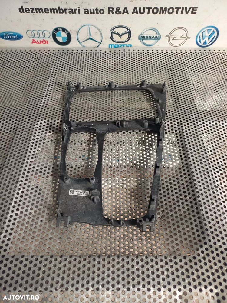 Ornament Trim Consola Centrala Bmw Seria 7 F01 F02 F03 F04 Volan Stanga Lemn Mahon Dezmembrez Bmw S - 5