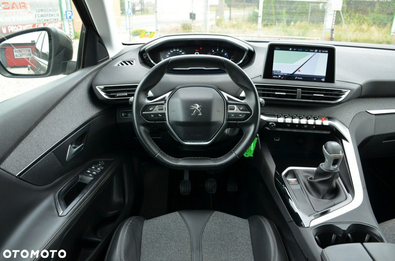Peugeot 5008 - 31