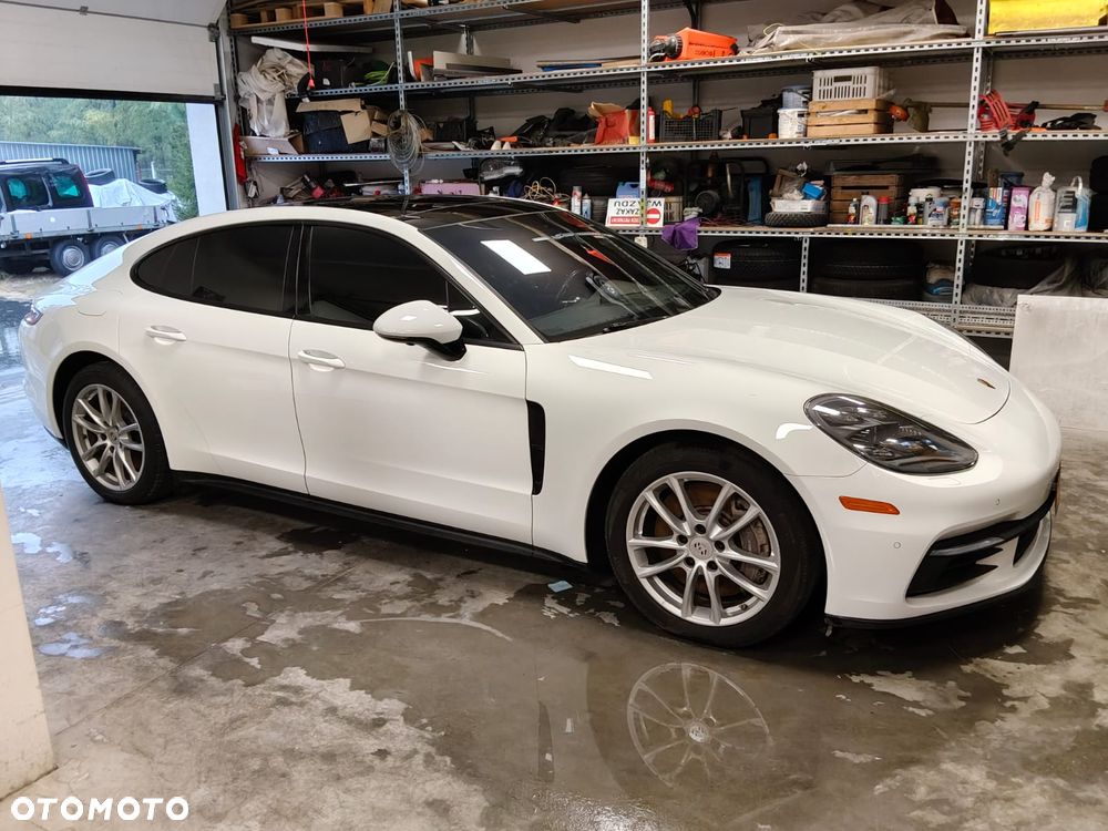Porsche Panamera - 13