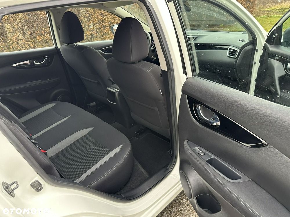 Nissan Qashqai - 18