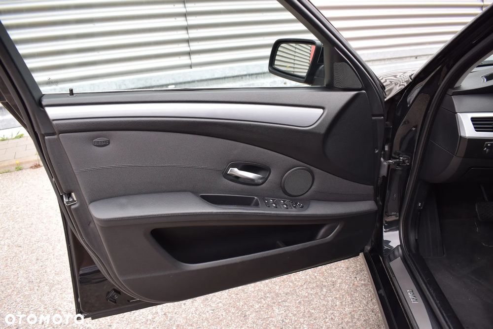 BMW Seria 5 - 17