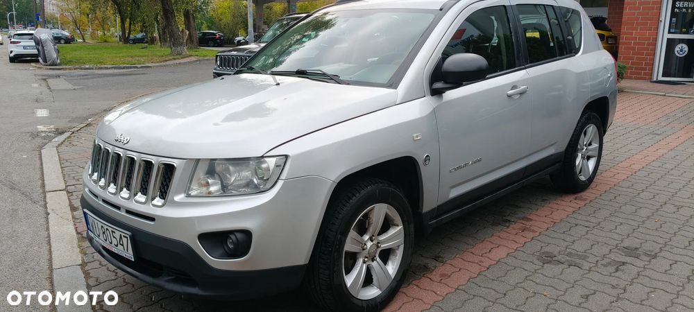 Jeep Compass 2011 photo 2