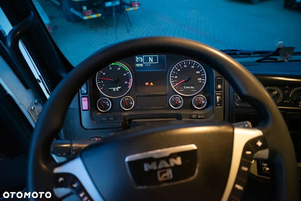 MAN TGL 12.210 + HDS  TEREX 75.2-A2 - 39