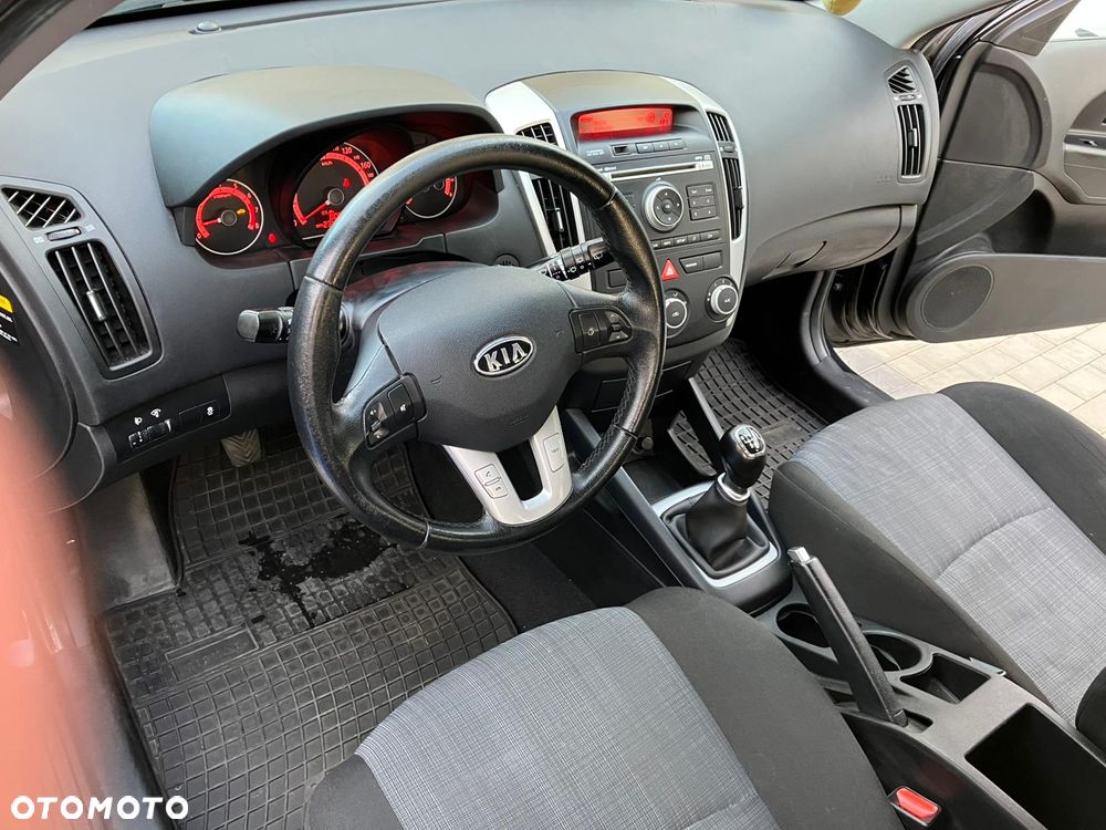 Kia Ceed 1.4 Comfort + - 4