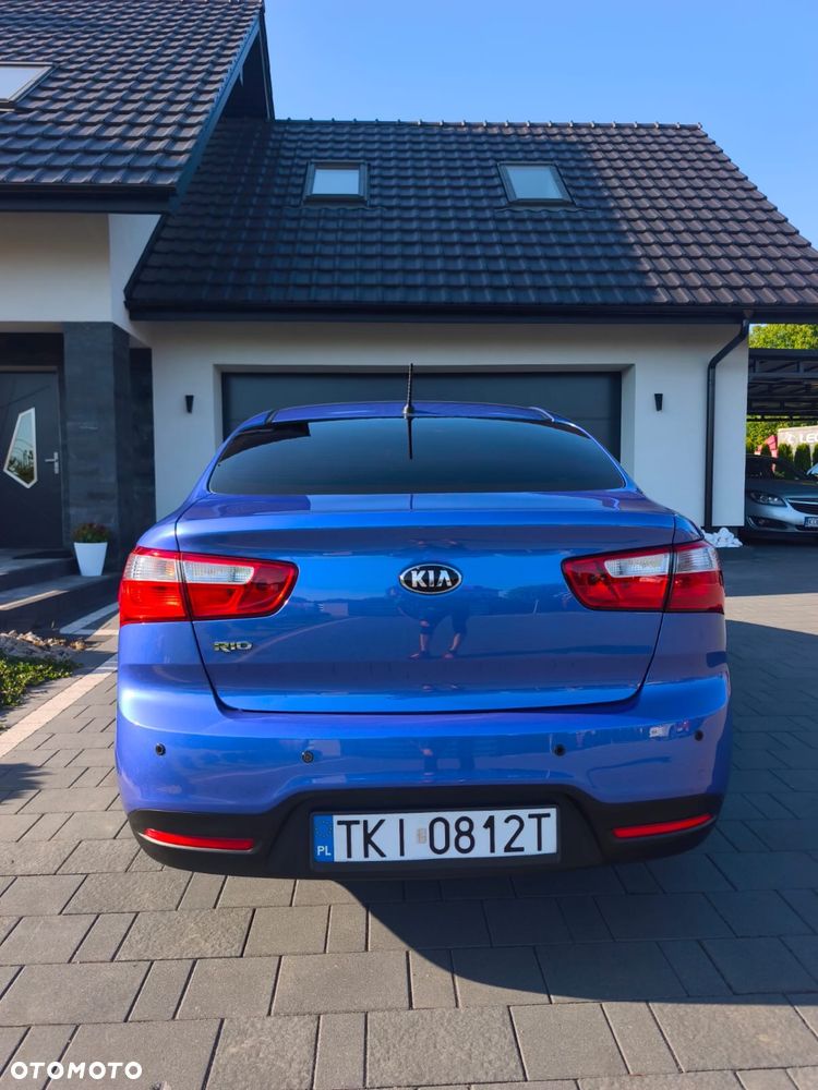 Kia Rio - 3