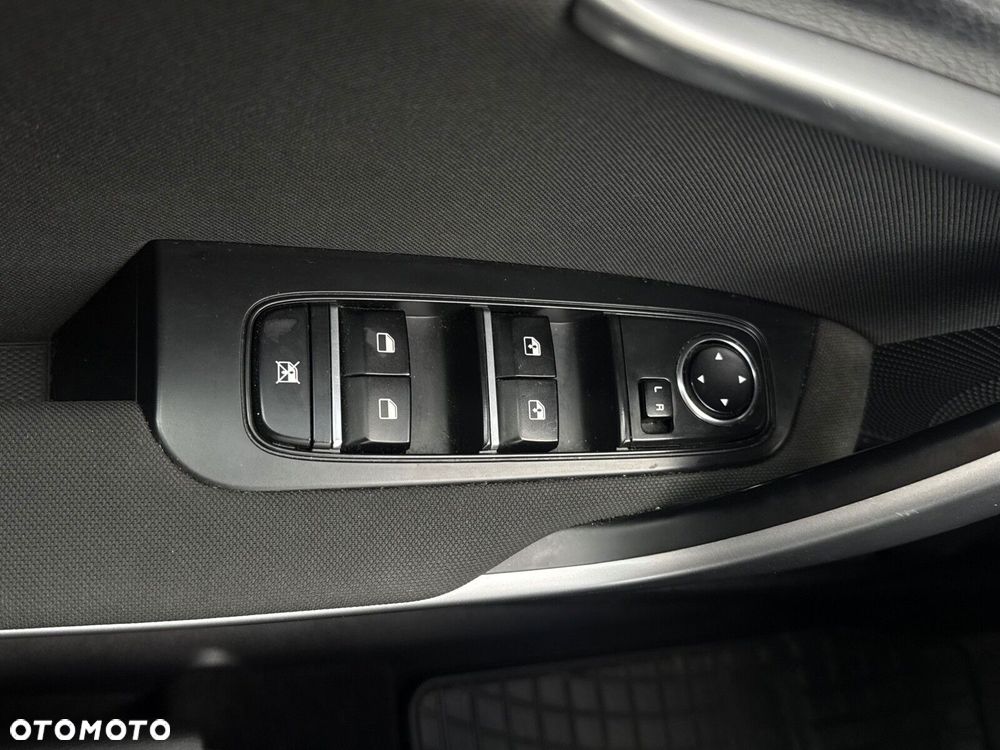 Kia Ceed - 21